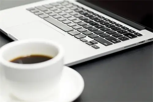 用古诗句取的含义